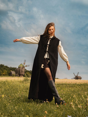 Жилет довгий з букле чорний